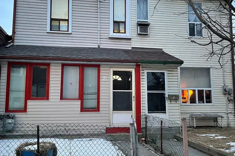 8 Dublin St, Toronto, ON M6H 1J3