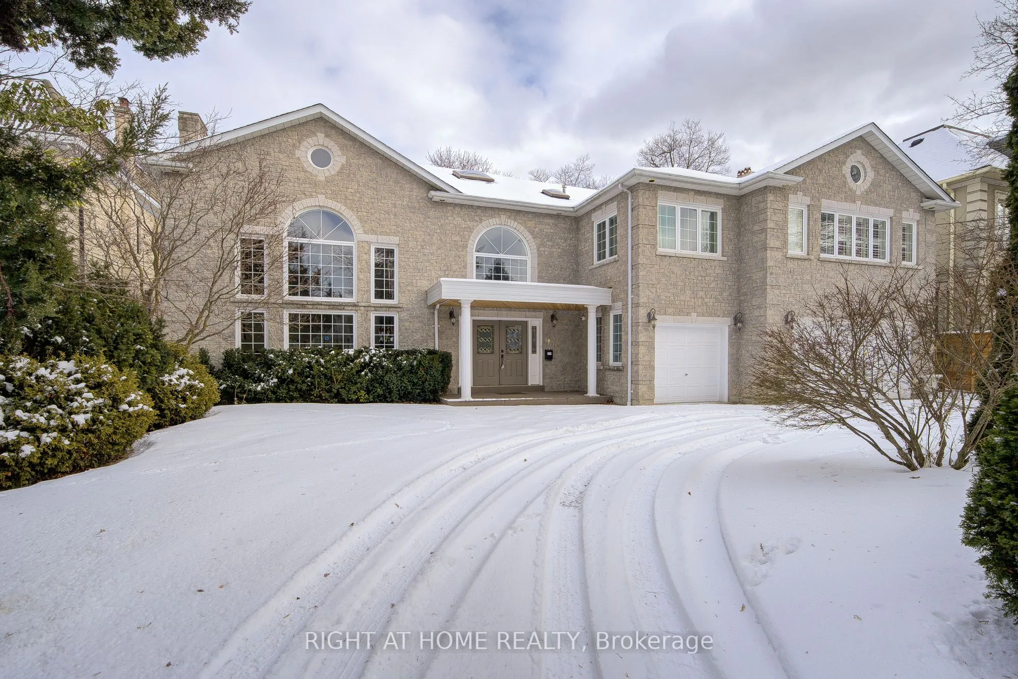 49 Arjay Crescent, ON M2L 1C6