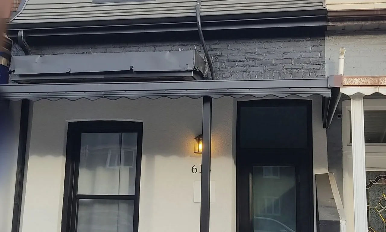 613 Dufferin St, Toronto, ON M6K 2B1