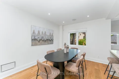 348 Old Orchard Grve, Toronto, ON M5M 2E8