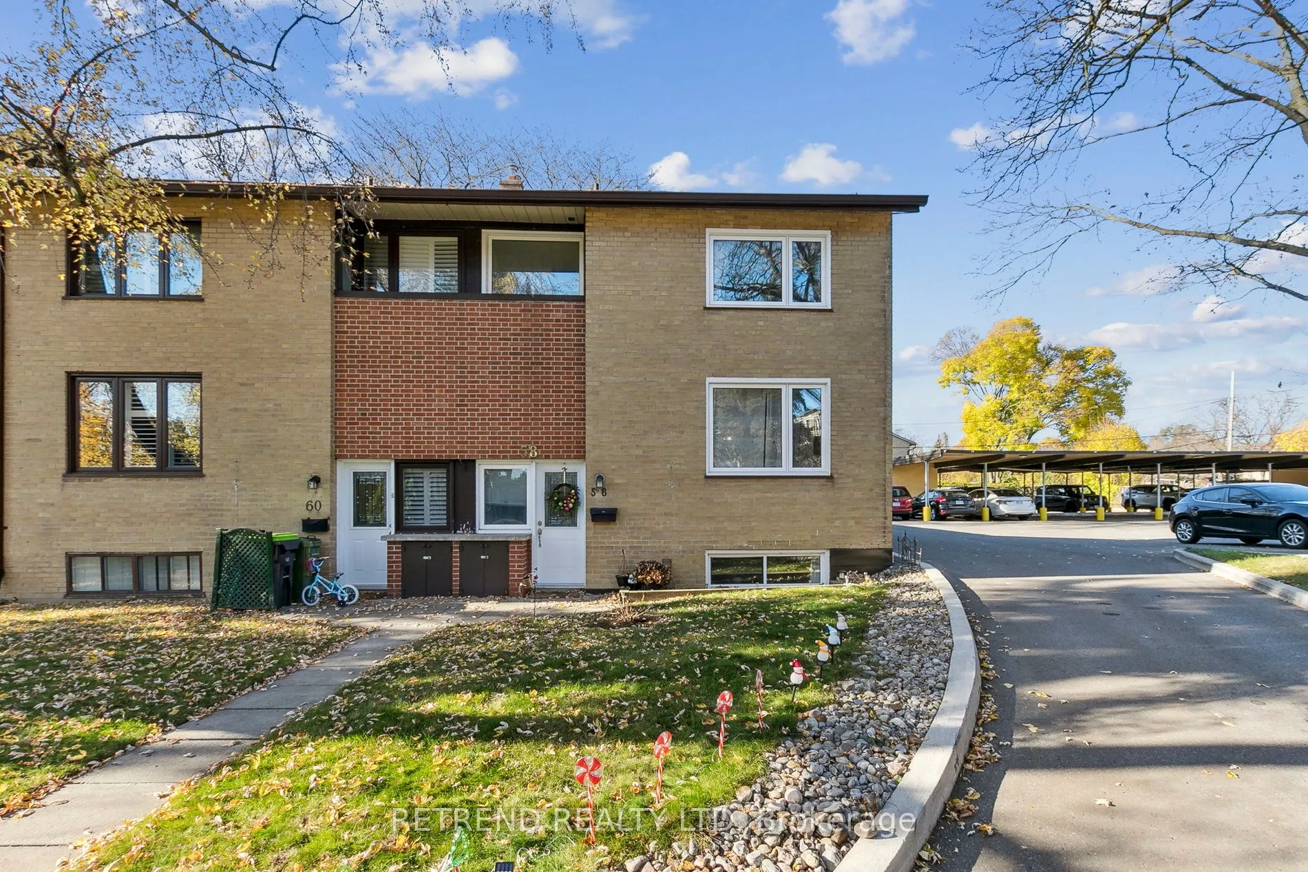 58 Broadpath Road, Toronto, ON M3C 2B5