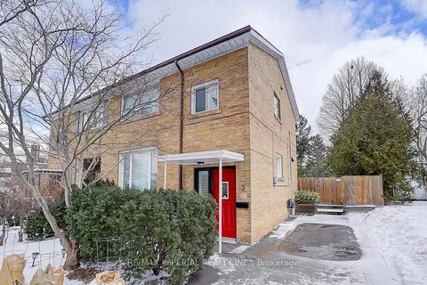 3 Guytoi Crt, Toronto, ON M3C 1Y1