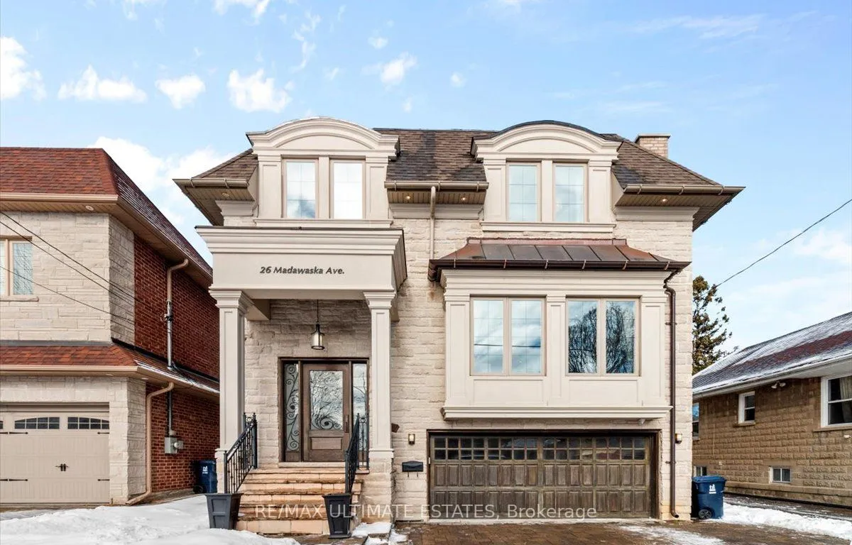 26 Madawaska Ave, Toronto, ON M2M 2P9
