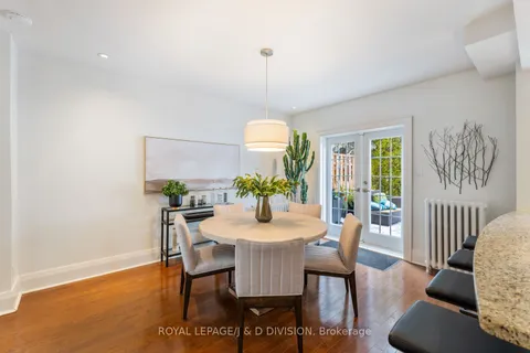 360 Briar Hill Ave, Toronto, ON M4R 1J2