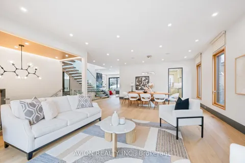 170 Burndale Avenue, Toronto, ON M2N 1T2