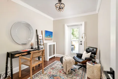 39 Standish Avenue, Toronto, ON M4W 3B2
