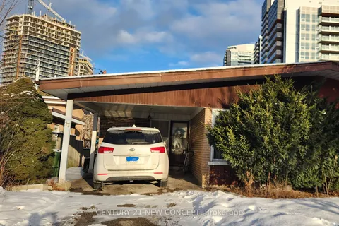 17 Bessarion Rd, Toronto, ON M2K 1H8