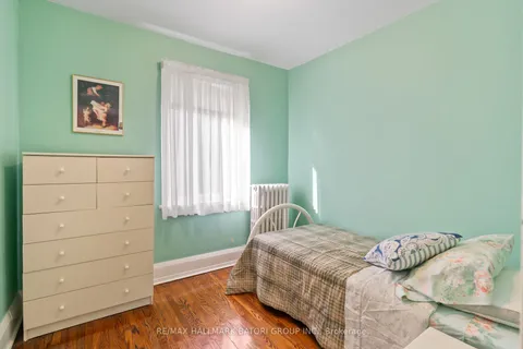 263 Castlefield Ave, Toronto, ON M4R 1G6