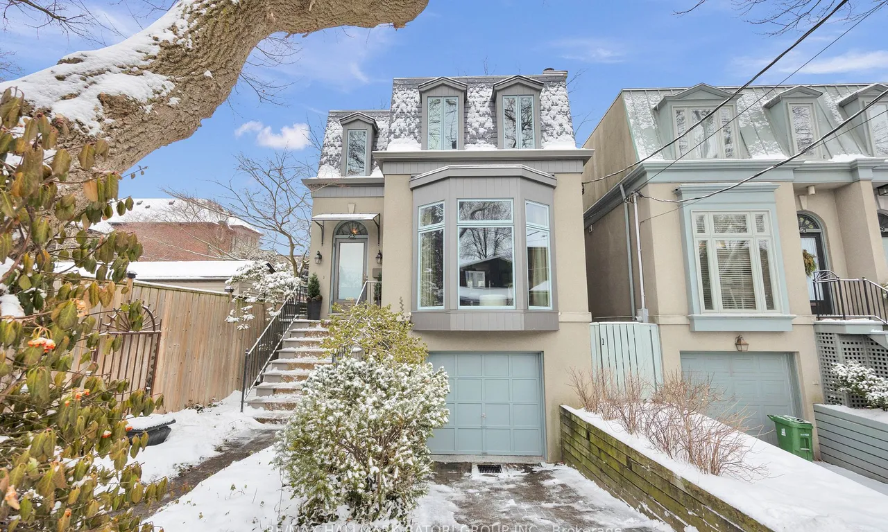 23 Cleveland St, Toronto, ON M4S 2V9