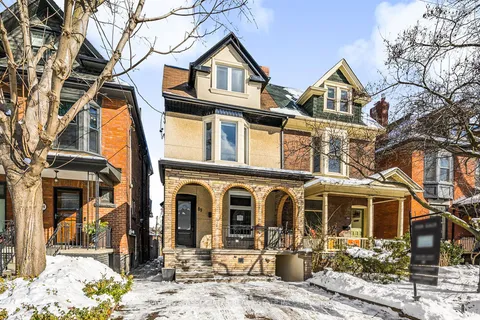 89 Concord Ave, Toronto, ON M6H 2P2