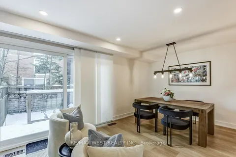 121 Birch Ave, Toronto, ON M4V 1E3