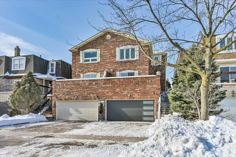56 Stillwater Cres, Toronto, ON M2R 3S2