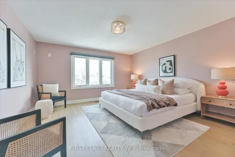 56 Stillwater Cres, Toronto, ON M2R 3S2