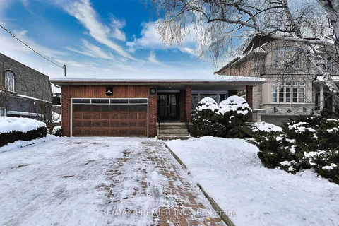 12 Altamont Rd, Toronto, ON M2M 1S4