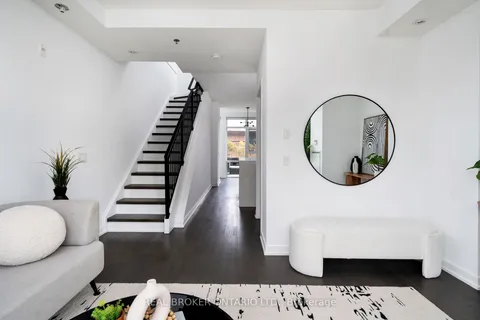 41 Ossington Ave, Toronto, ON M6J 2Y9