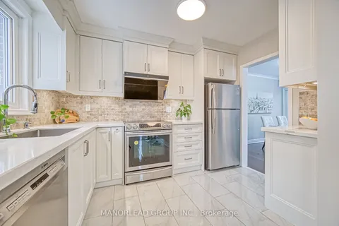 77 Cresthaven Dr, Toronto, ON M2H 1M2