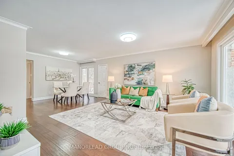 77 Cresthaven Dr, Toronto, ON M2H 1M2