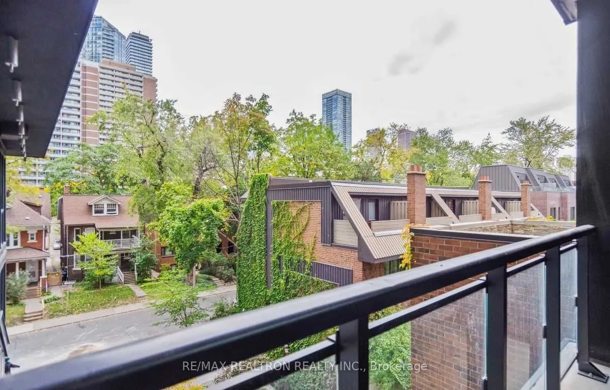 Condo Apt living room at 17 Dundonald St Toronto