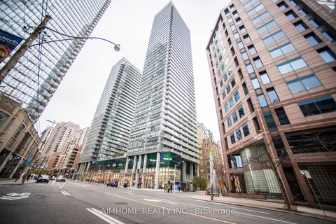 Condo Apt 1 bedroom 1 bathroom at 37 Grosvenor St in Toronto - MLS# C11976546