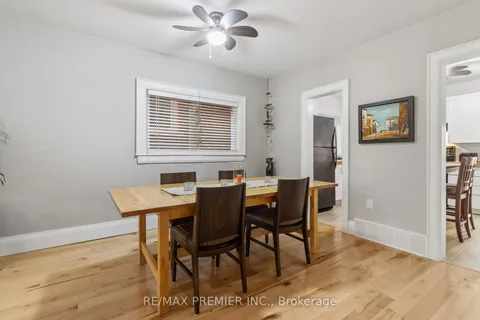 37 Amherst Ave, Toronto, ON M6E 1Z2