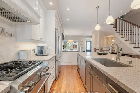 24 Lemay Rd, Toronto, ON M4S 2X3