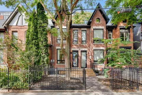 100 Sumach Street, Toronto, ON M5A 3J9