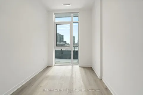 9 Tecumseth Street, Toronto, ON M5V 0S5