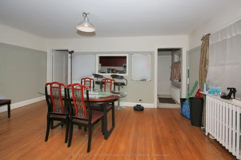 147 Highbourne Road, Toronto, ON M5P 2J8