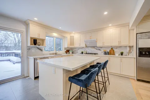 20 Saddletree Drive, Toronto, ON M2H 3L3