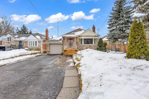 229 Ridley Boulevard, Toronto, ON M5M 3M5