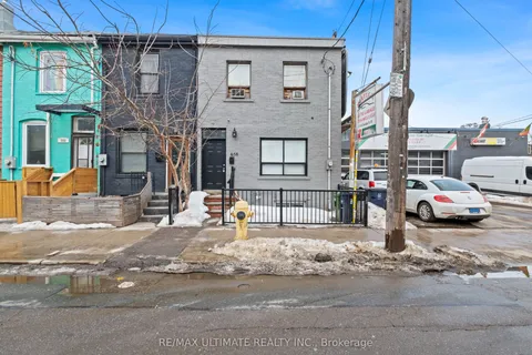 658 Dundas Street, Toronto, ON M5T 1H9