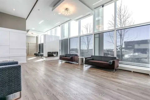 90 Stadium Road, Toronto, ON M5V 3W5