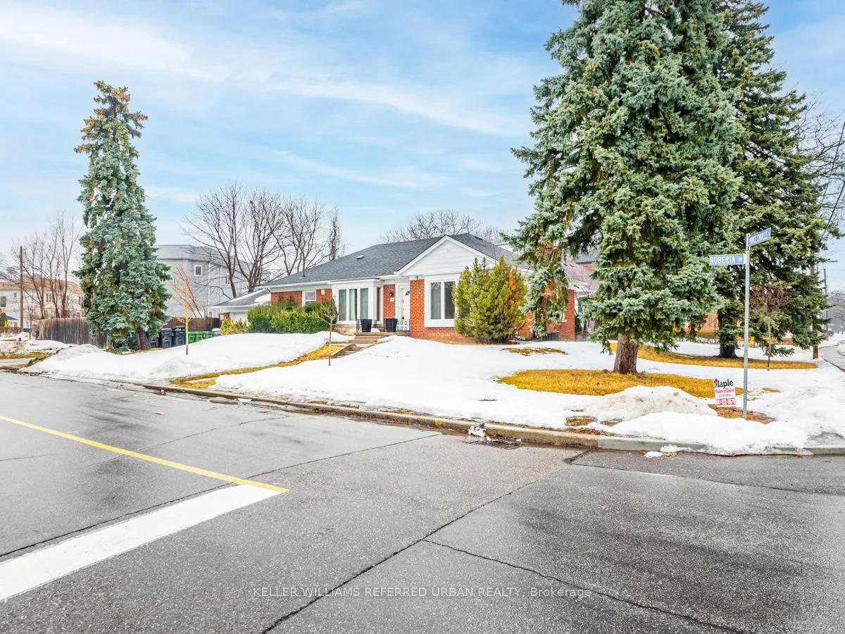 16 Prince Charles Drive, Toronto, ON M6A 2H3