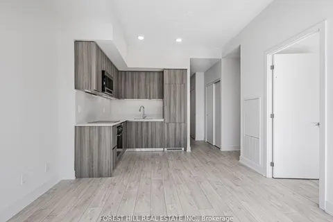8 Cumberland Street, Toronto, ON M4W 0B6