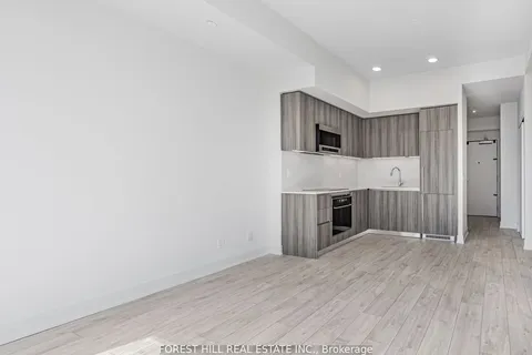 8 Cumberland Street, Toronto, ON M4W 0B6