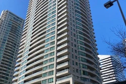 23 Hollywood Avenue, Toronto, ON M2N 7L8
