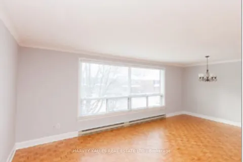 6 Croydon Road, Toronto, ON M6C 1S7