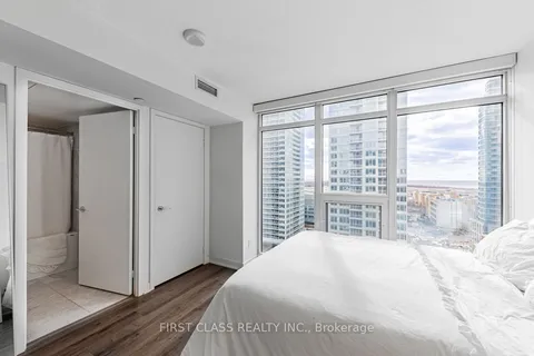 80 Queens Wharf Road, Toronto, ON M5V 0J3