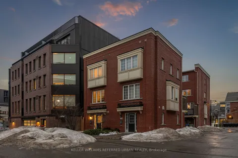 68 Raffeix Lane, Toronto, ON M5A 3P1