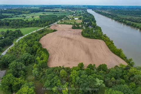 PT LT23 River Road, ON N0A 1E0