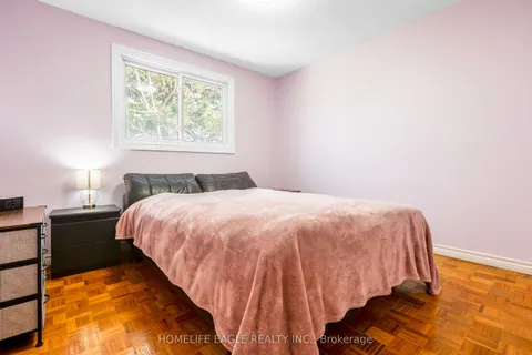 199 Hollyberry Trail, Toronto, ON M2H 2P3
