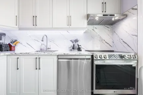 199 Hollyberry Trail, Toronto, ON M2H 2P3