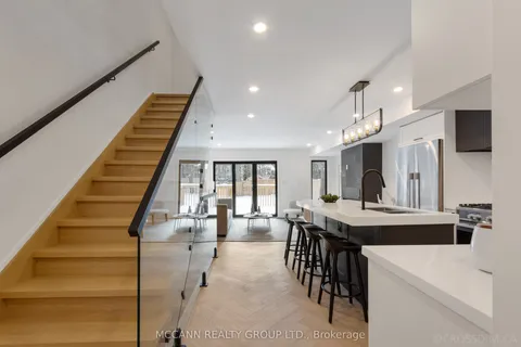 141 Craighurst Avenue, Toronto, ON M4R 1K1