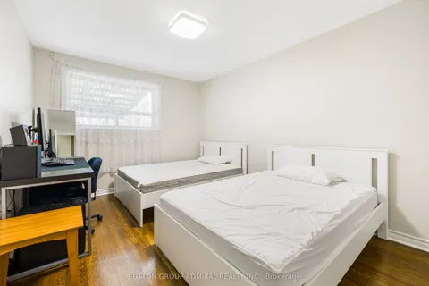 111 Elise Terrace, Toronto, ON M2R 2W9