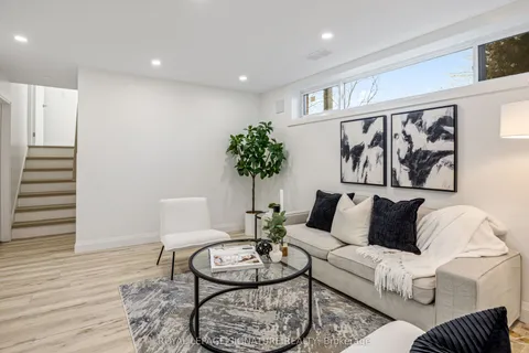 181 Broadlands Boulevard, Toronto, ON M3A 1K4