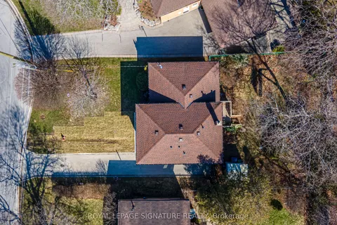 181 Broadlands Boulevard, Toronto, ON M3A 1K4