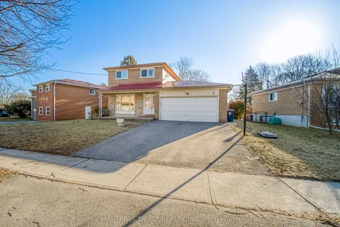 14 Houston Crescent, Toronto, ON M2J 3H8