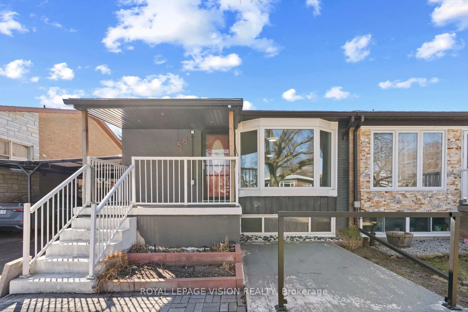 58 Pynford Crescent, Toronto, ON M3A 1W8