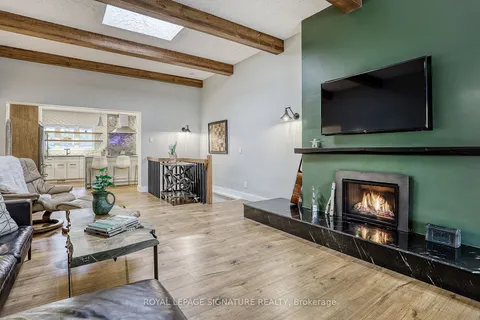 24 Clayland Drive, Toronto, ON M3A 2A4