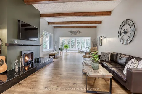 24 Clayland Drive, Toronto, ON M3A 2A4
